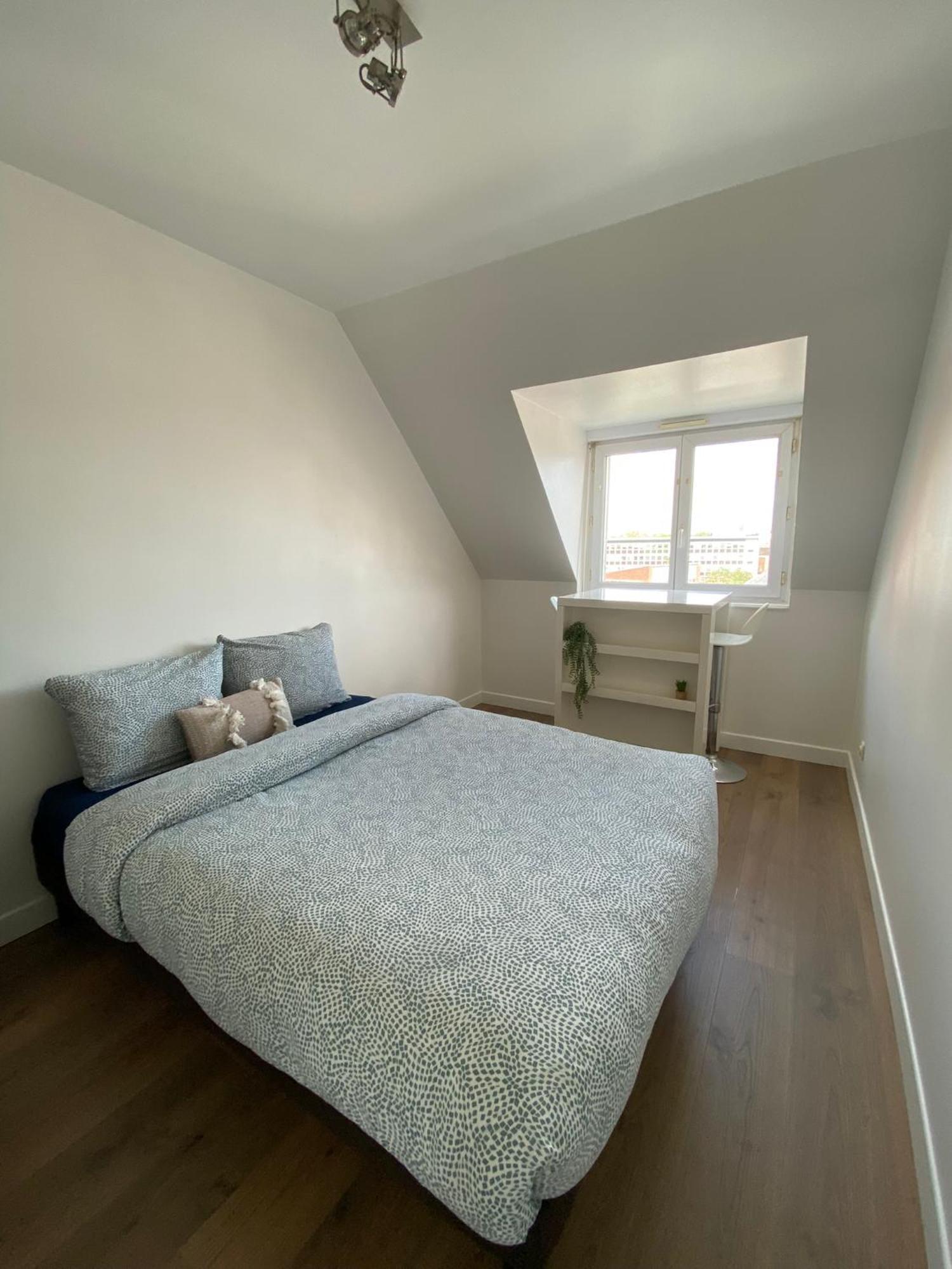 2 Chambres Hyper Centre Avec Place De Parking Et Wifi Ам'єн Екстер'єр фото